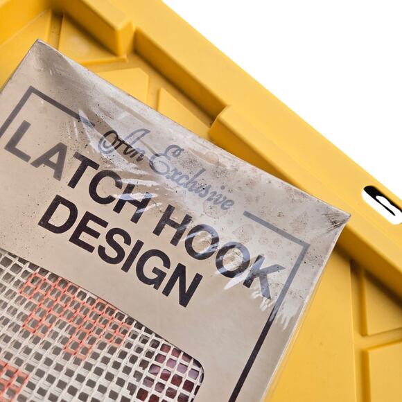 Vintage Latch hook kit featuring the number "1" as its design - Picture 5 of 8